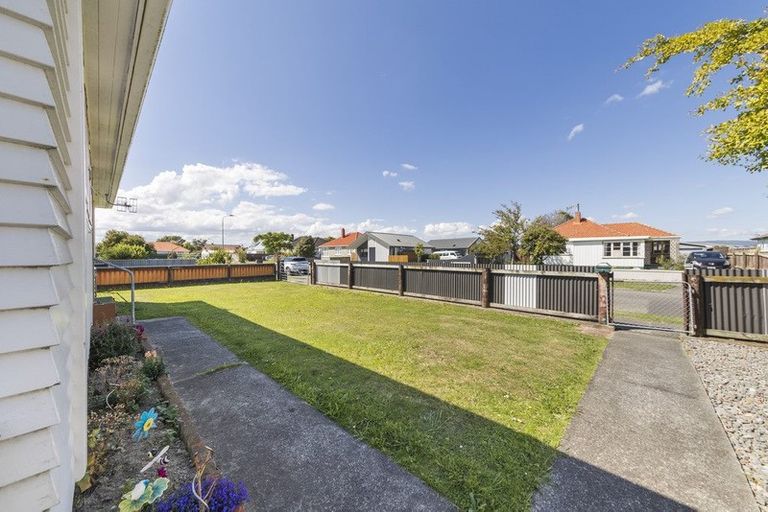 Photo of property in 28 Humber Street, Roslyn, Palmerston North, 4414