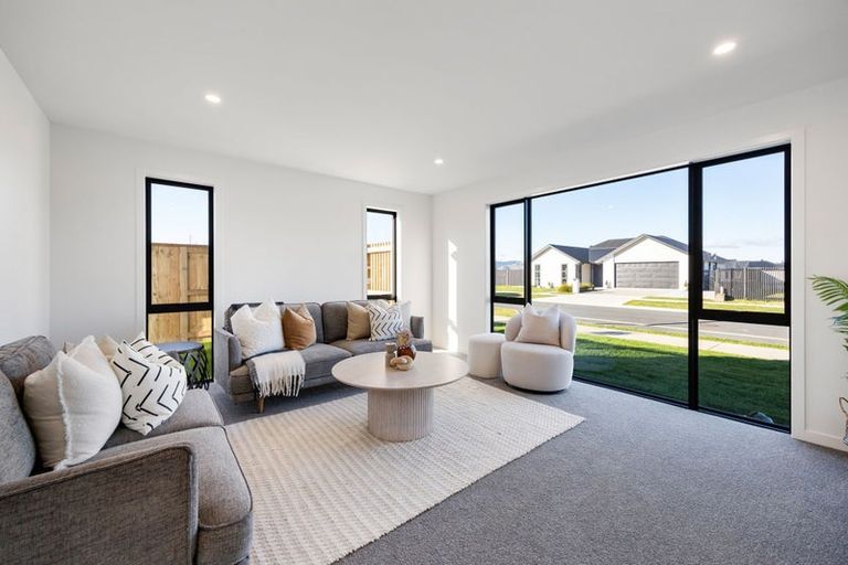 Photo of property in 27 Whakahaumako Road, Leamington, 3495
