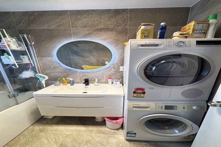 Photo of property in 3/35 Brixton Road, Mount Eden, Auckland, 1024