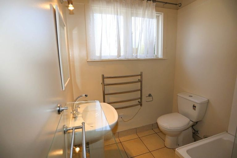 Photo of property in 184 Springfield Road, St Albans, Christchurch, 8014