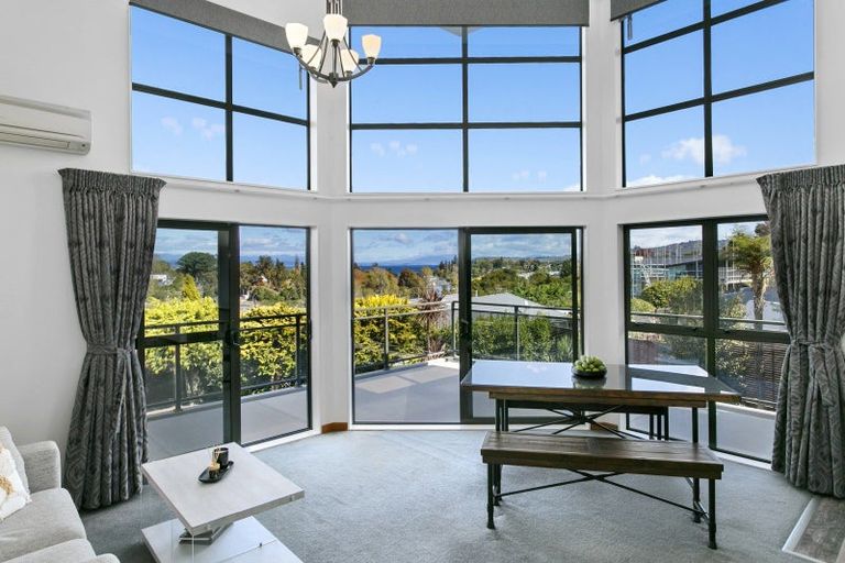 Photo of property in 2/17 Rhodes Fall, Rangatira Park, Taupo, 3330