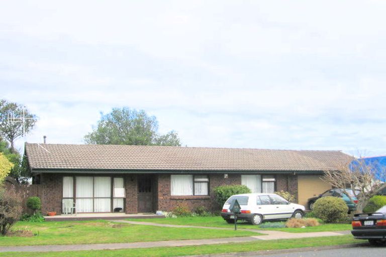 Photo of property in 35 Elmwood Crescent, Pukete, Hamilton, 3200