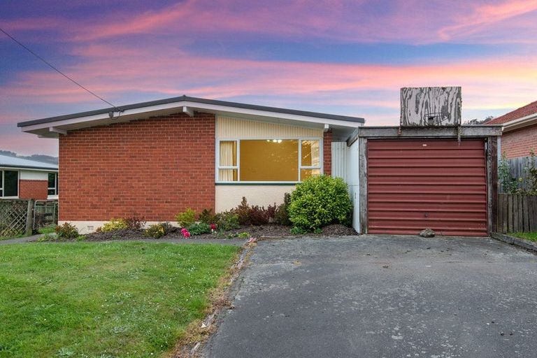 Photo of property in 6 Weir Street, Green Island, Dunedin, 9018
