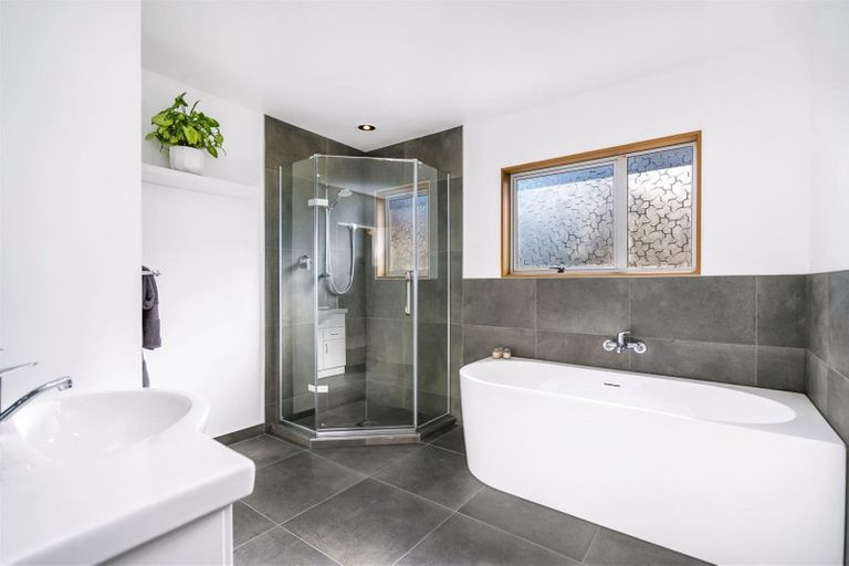 Photo of property in 14 Ross Street, Onerahi, Whangarei, 0110