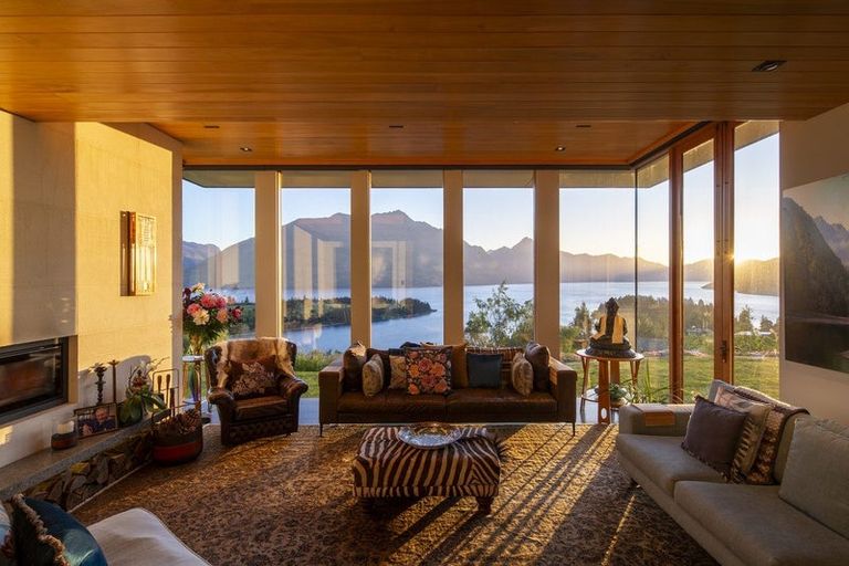 Photo of property in 27 Edinburgh Drive, Queenstown, 9300