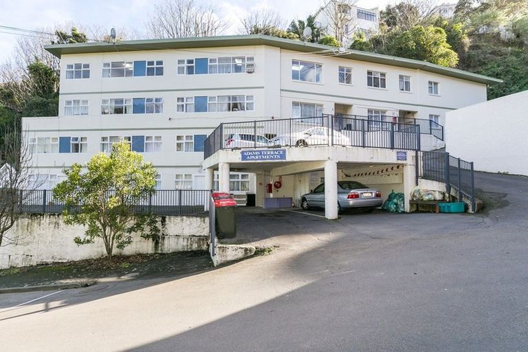 Photo of property in Parkland Flats, 7/51 Adams Terrace, Kelburn, Wellington, 6021