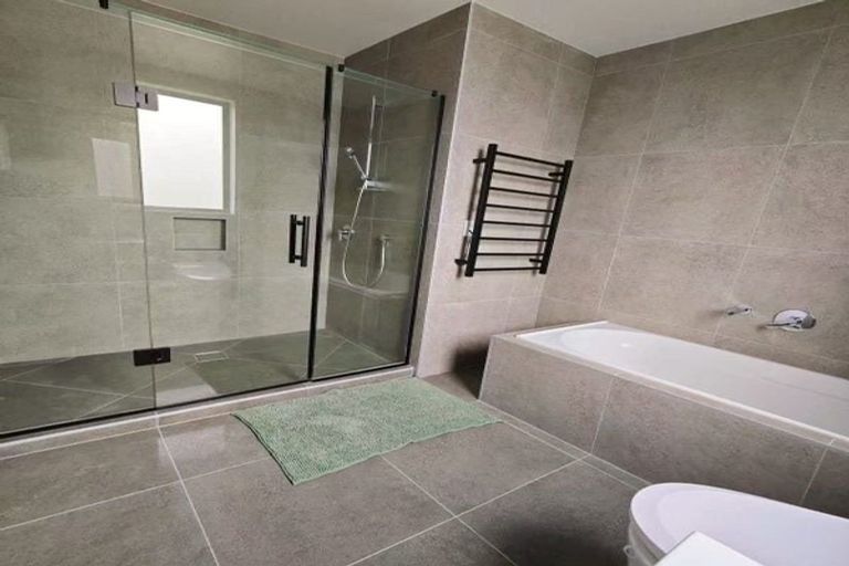 Photo of property in 8 Marlborough Crescent, Hobsonville, Auckland, 0616