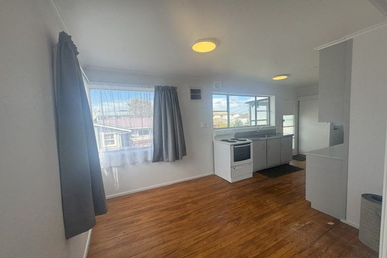 Photo of property in 1/9c Jellicoe Road, Manurewa, Auckland, 2102