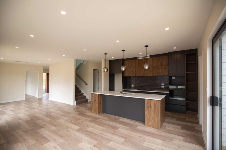 Photo of property in 13 Katote Avenue, Swanson, Auckland, 0614