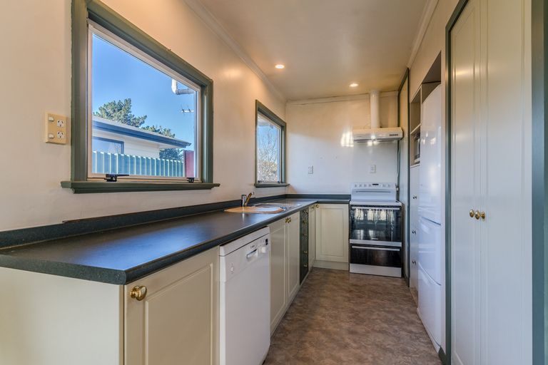 Photo of property in 17 Viscount Road, Waldronville, Dunedin, 9018