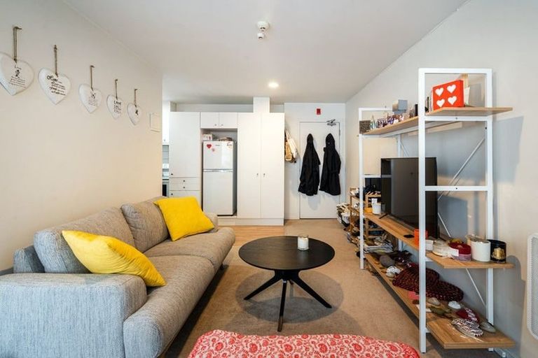 Photo of property in 15/8 Clayton Street, Newmarket, Auckland, 1023