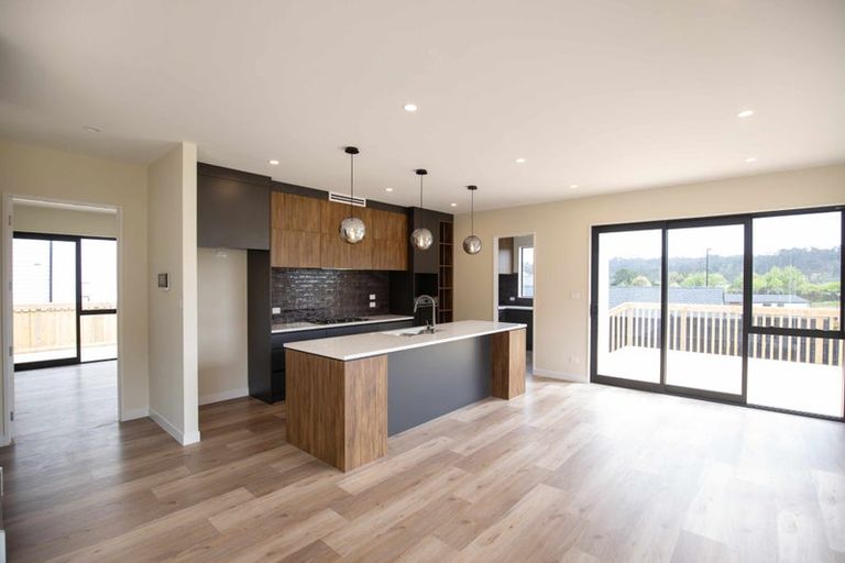 Photo of property in 13 Katote Avenue, Swanson, Auckland, 0614