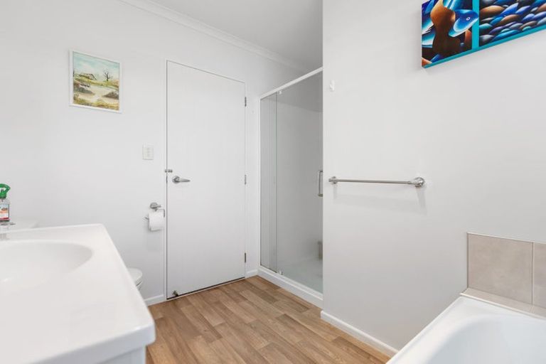 Photo of property in 822b Papamoa Beach Road, Papamoa Beach, Papamoa, 3118