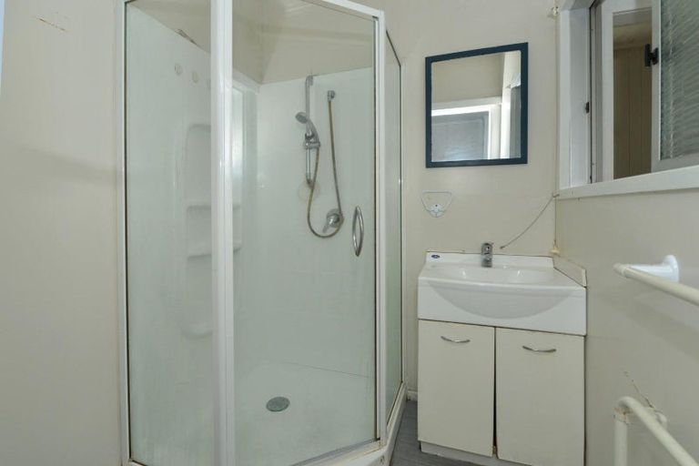 Photo of property in 8b Selwyn Avenue, Avenues, Whangarei, 0110