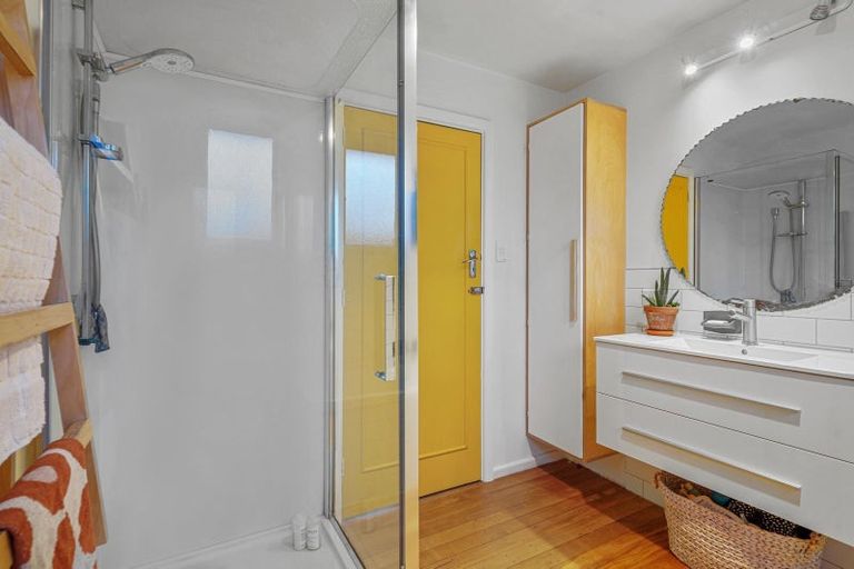 Photo of property in 5 Burnbrae Street, Saint Martins, Christchurch, 8022