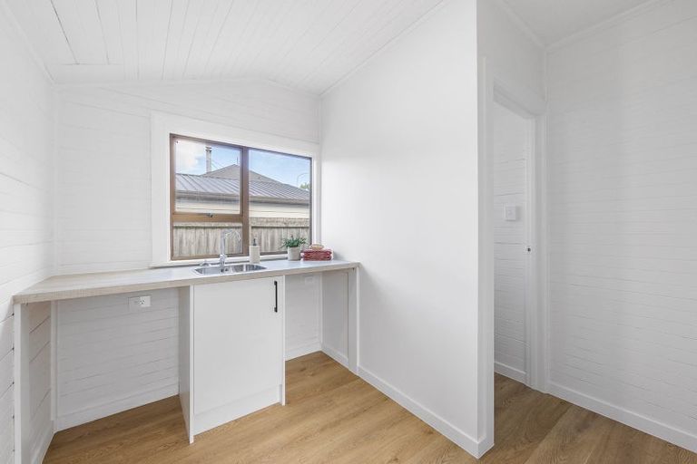 Photo of property in 1/381 Linwood Avenue, Bromley, Christchurch, 8062