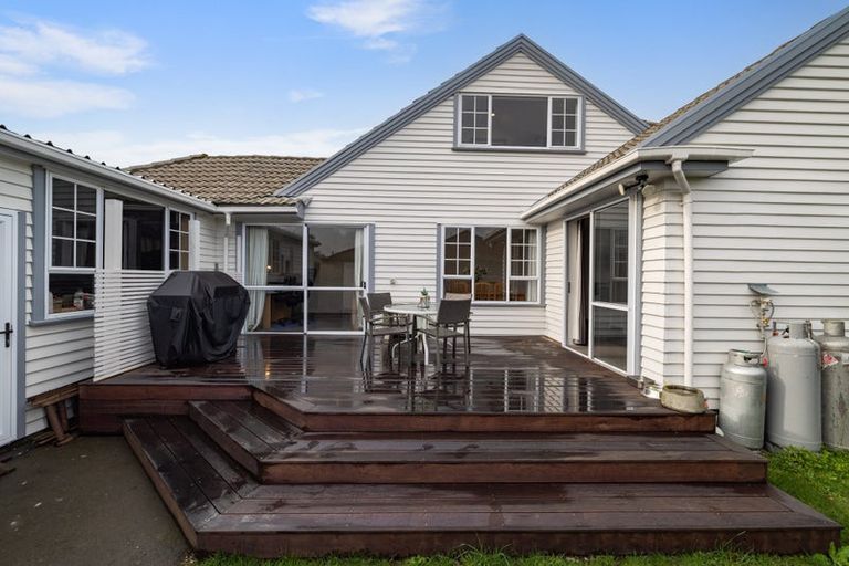 Photo of property in 225 Main Road North, Redwood, Christchurch, 8051