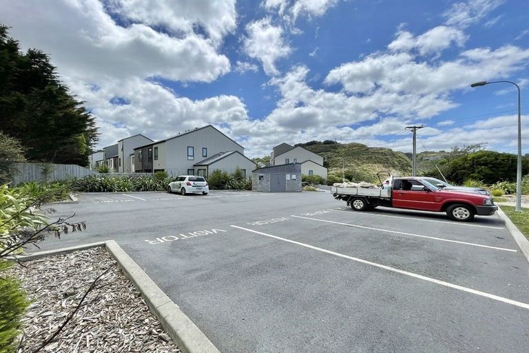 Photo of property in 8/170 Fraser Avenue, Johnsonville, Wellington, 6037