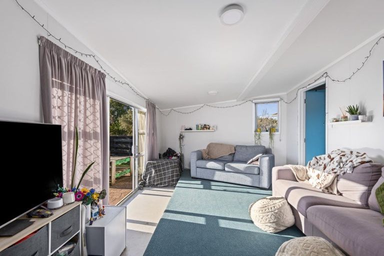 Photo of property in 12 Walker Crescent, Bulls, 4818