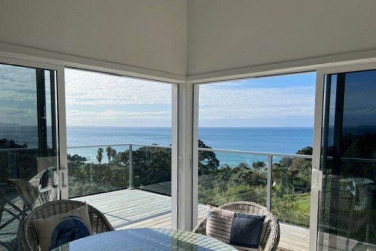 Photo of property in 28 Gray Avenue, Kuaotunu West, Whitianga, 3592