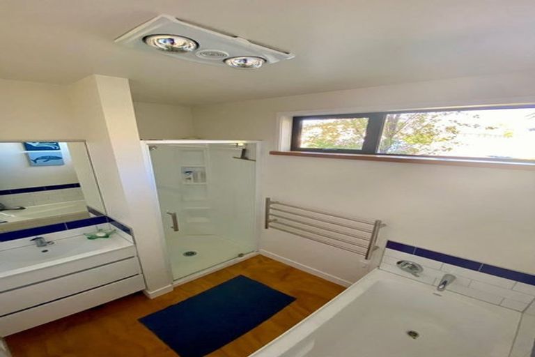 Photo of property in 12 Daniels Terrace, Wanaka, 9305