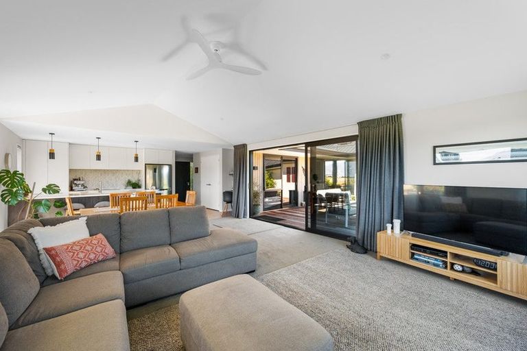 Photo of property in 8 Tahi Street, Albert Town, Wanaka, 9305