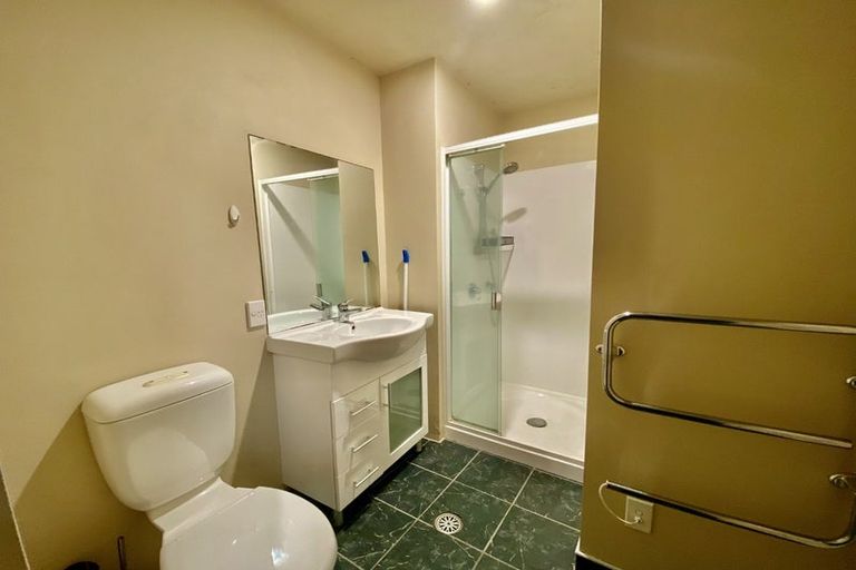 Photo of property in Atrium Apartments, 2c/154 The Terrace, Wellington Central, Wellington, 6011