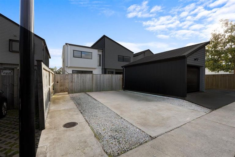 Photo of property in 143 Grove Road, Papakura, 2110