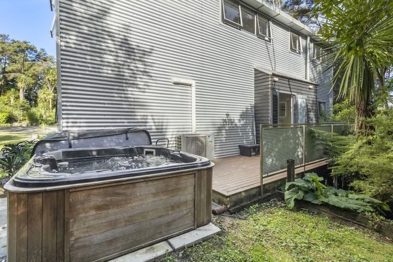 Photo of property in 287 Whitehills Road, Waitoki, Silverdale, 0994