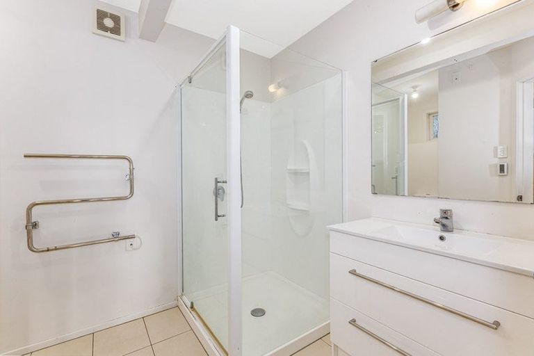 Photo of property in 26 Pikarere Street, Titahi Bay, Porirua, 5022