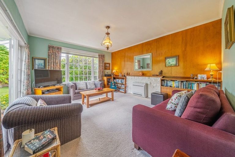 Photo of property in 4 Birch Grove, Pinehaven, Upper Hutt, 5019