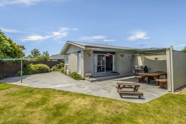 Photo of property in 12 Carter Place, Manurewa, Auckland, 2102