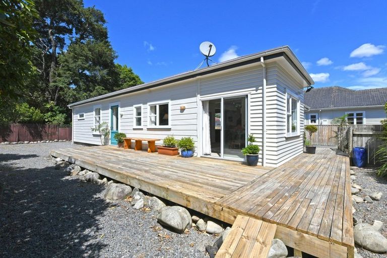 Photo of property in 25a Black Beech Street, Birchville, Upper Hutt, 5018