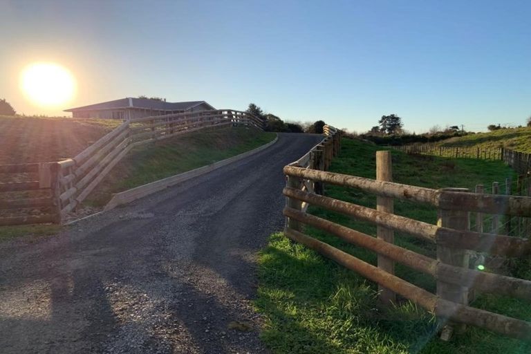 Photo of property in 14c Mountain View Drive, Manakau, Otaki, 5583