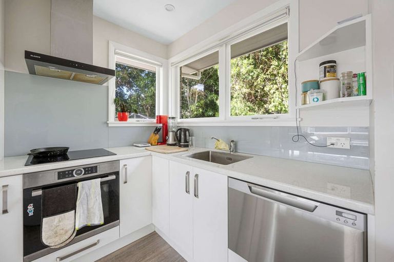 Photo of property in 1/8 Derwent Lee Grove, Epuni, Lower Hutt, 5011