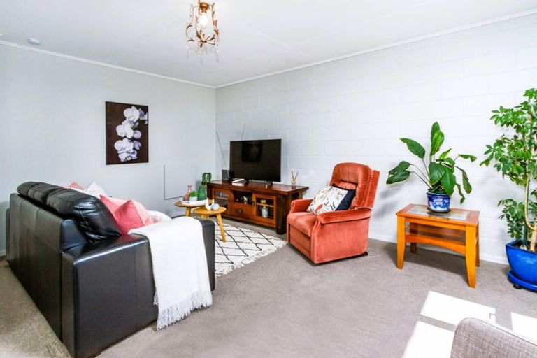 Photo of property in 2/11 Exeter Street, Stoke, Nelson, 7011