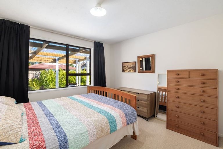 Photo of property in 10 Glenbyre Place, Bromley, Christchurch, 8062