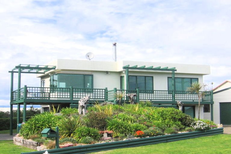 Photo of property in 7 Dustin Street, Foxton Beach, Foxton, 4815