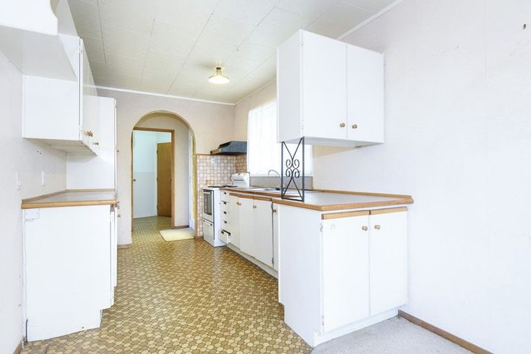 Photo of property in 61 Reynella Drive, Massey, Auckland, 0614