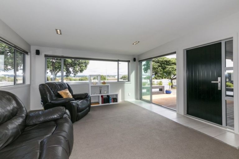 Photo of property in 3 Pukeko Place, Westshore, Napier, 4110