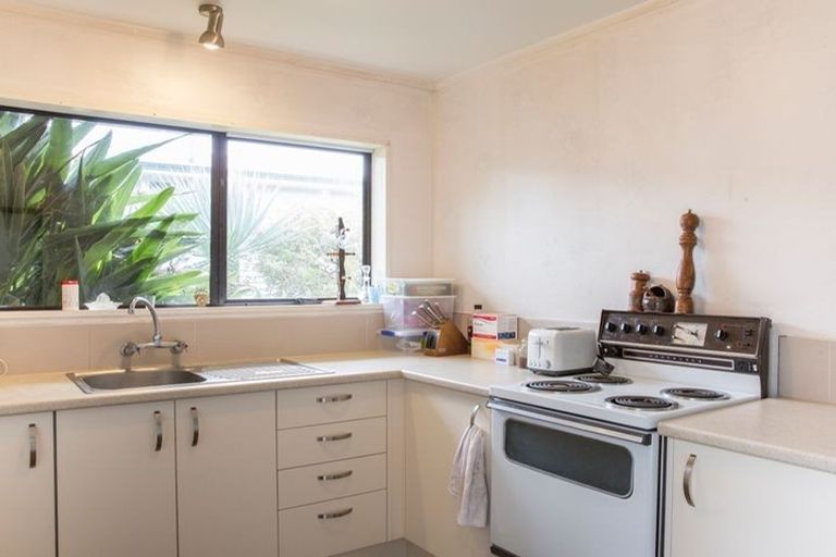 Photo of property in 15 Hilltop Road, Parkvale, Tauranga, 3112