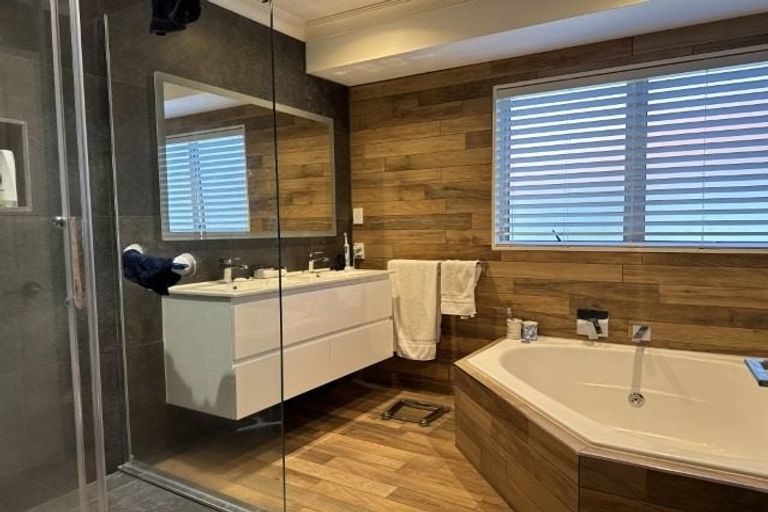 Photo of property in 14b Fourth Avenue, Tauranga, 3110