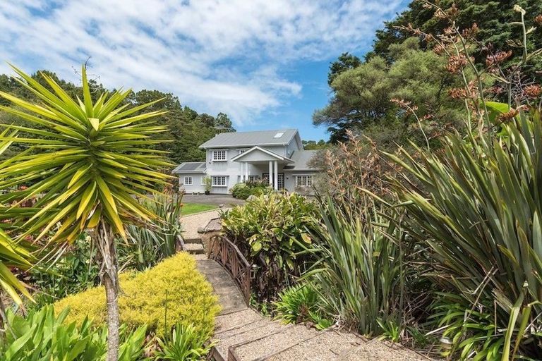 Photo of property in 384 Mangakura Road, Helensville, 0875