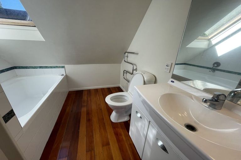 Photo of property in 35 Alma Road, Milford, Auckland, 0620