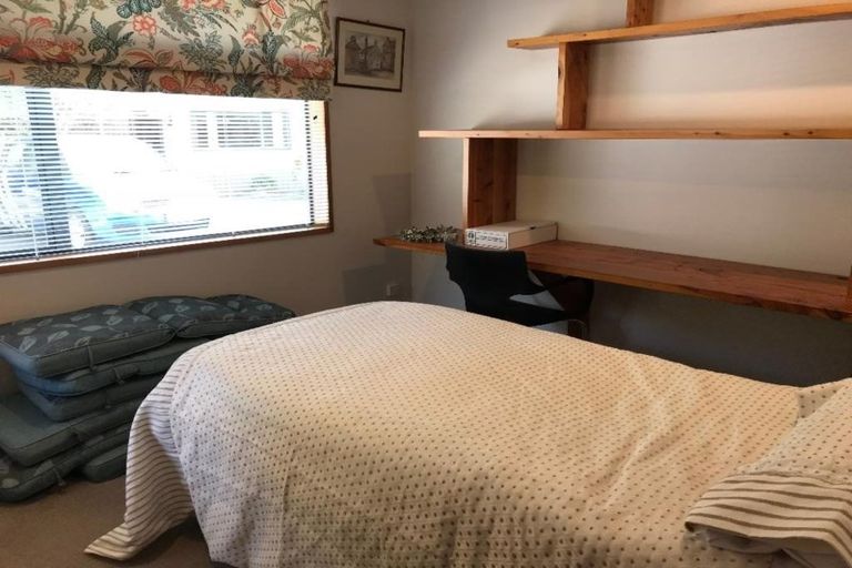 Photo of property in 4 Cedar Place, Amberley, 7410