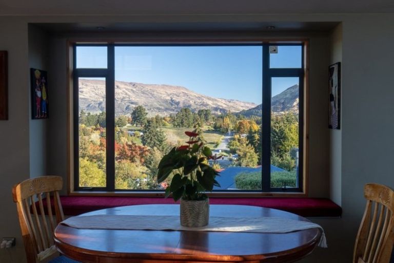 Photo of property in 30 Plantation Road, Wanaka, 9305