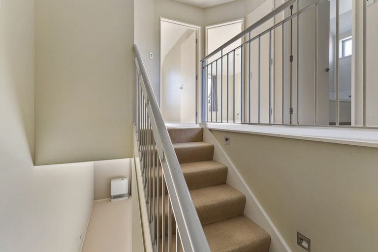 Photo of property in 94a Packe Street, Edgeware, Christchurch, 8013