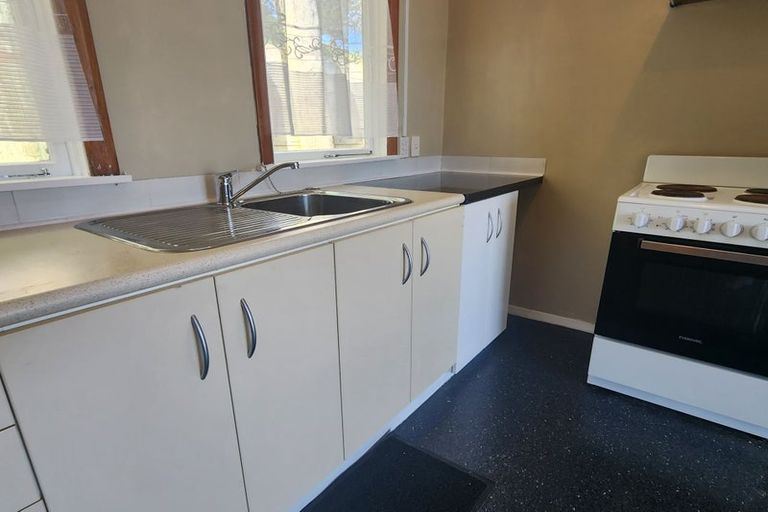 Photo of property in 7a Hampshire Street, Cannons Creek, Porirua, 5024