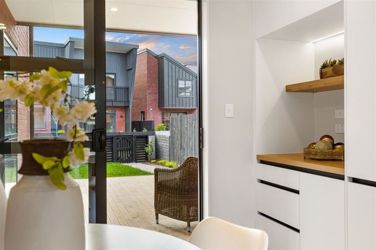 Photo of property in 14 Whakatere Lane, Hobsonville, Auckland, 0616