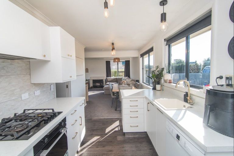 Photo of property in 10 Studholme Street, Temuka, 7920